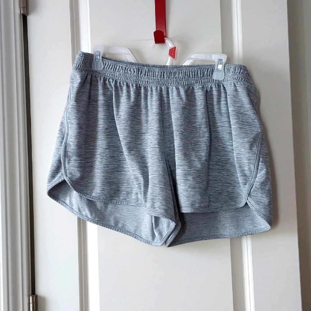 Old Navy Active shorts black grey xl